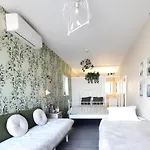 Bed & Breakfast Smiling Places - In 4*