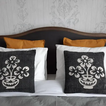 Bed & Breakfast Smiling Places - In Labruge