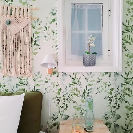 Smiling Places - In Bed & Breakfast Labruge