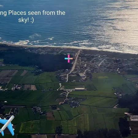 Smiling Places - In Labruge