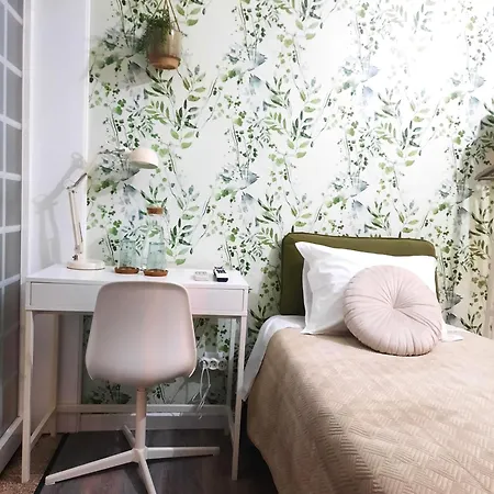 Smiling Places - In Couette-café Labruge