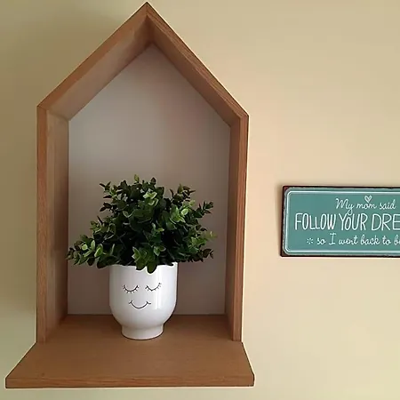 فندق مبيت وإفطار Smiling Places - In لابروغ