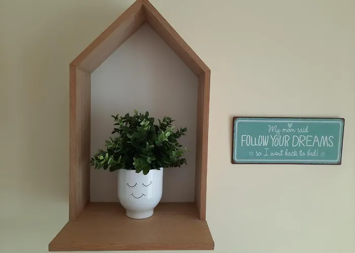 Nocleg ze śniadaniem Smiling Places - In 4*