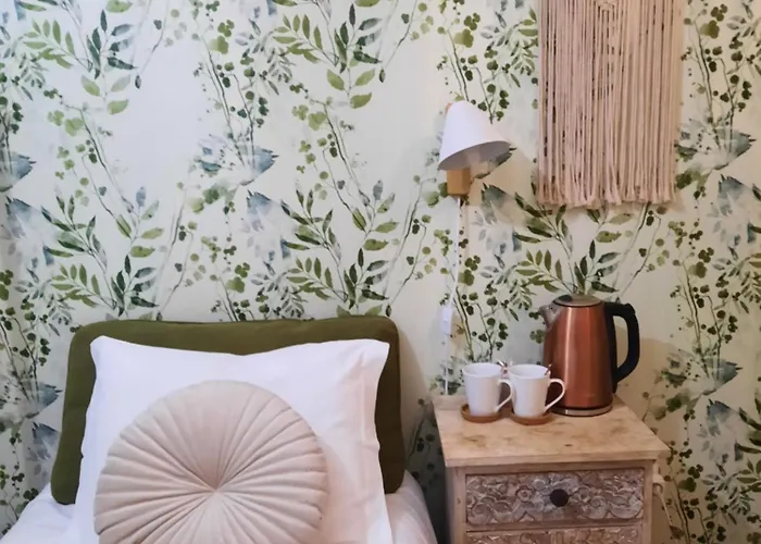 Smiling Places - In Bed & Breakfast