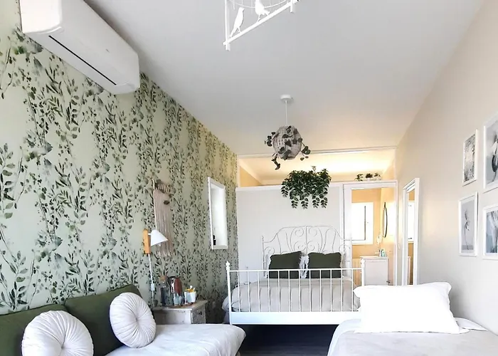 Bed and breakfast Smiling Places - In 4*