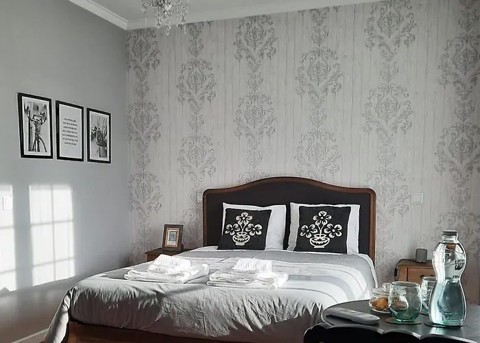 Bed & Breakfast Smiling Places - In Labruge