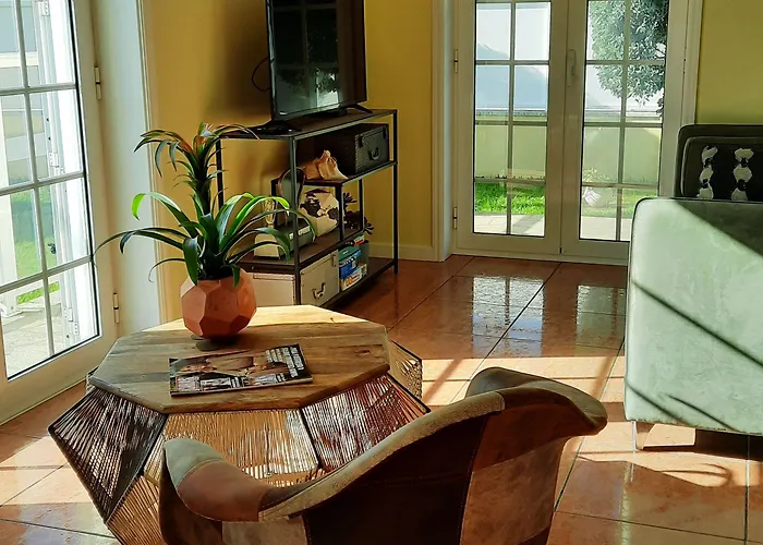 Bed & Breakfast Smiling Places - In Labruge