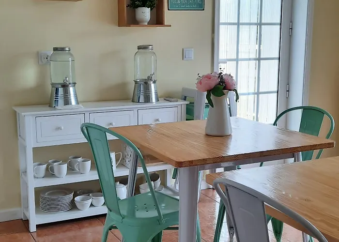 Bed & Breakfast Smiling Places - In Labruge